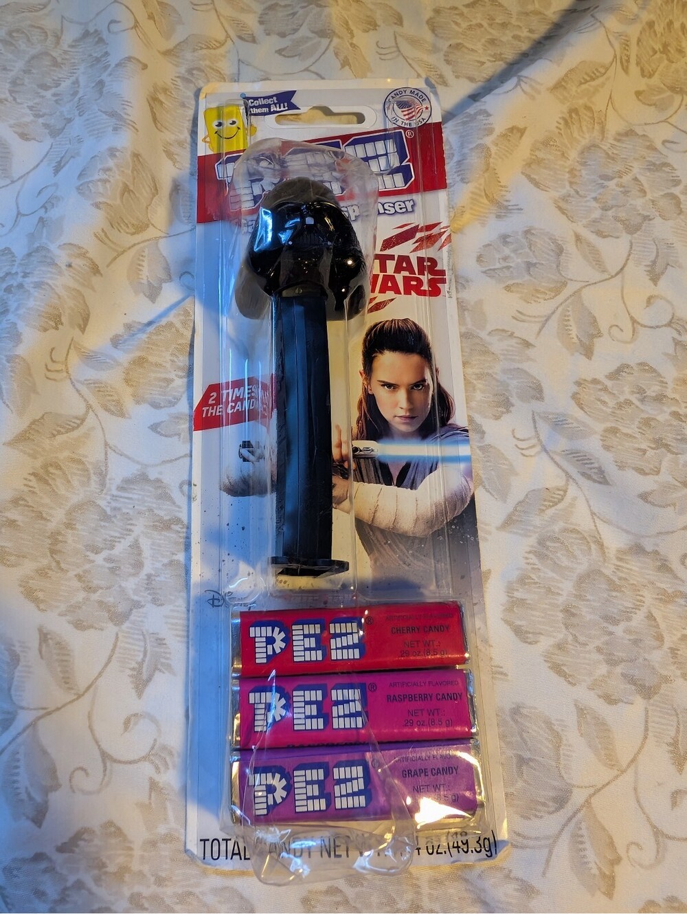 Star Wars Darth Vader PEZ Candy Dispenser with 3 Candy Refills